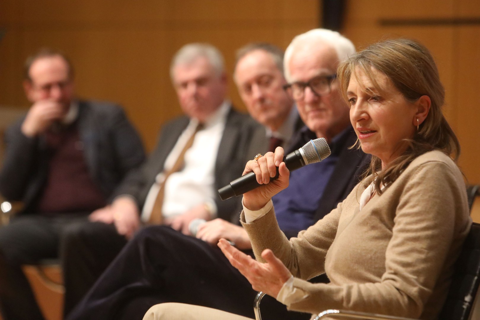 Podiumsdiskussion mit Pascale Hugues