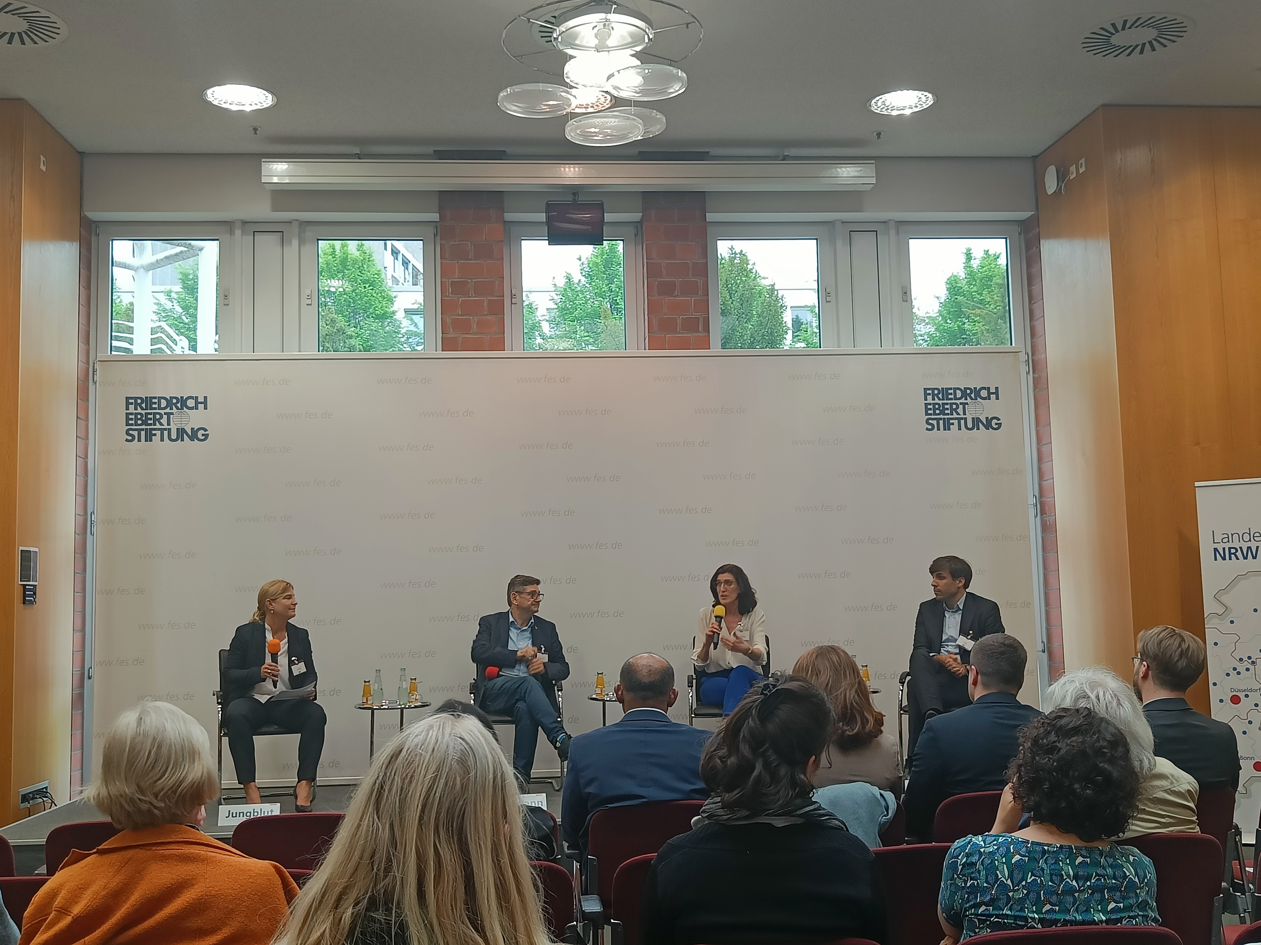 Podiumsdiskussion in der Friedrich-Ebert-Stiftung